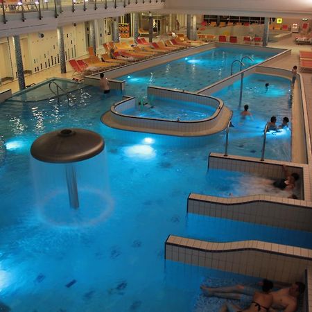 Wellness Apartments In Velence Esterno foto