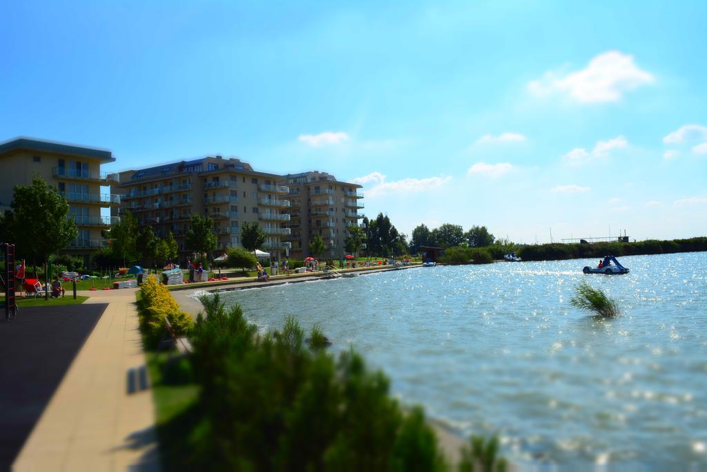 Wellness Apartments In Velence Esterno foto