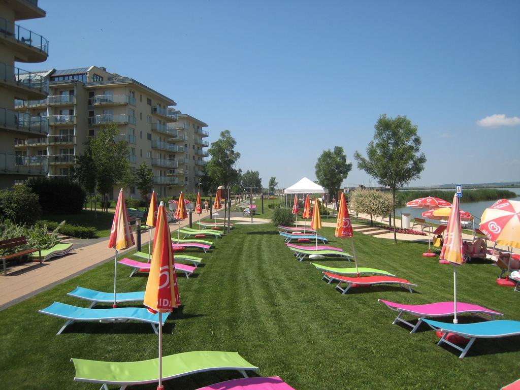 Wellness Apartments In Velence Esterno foto