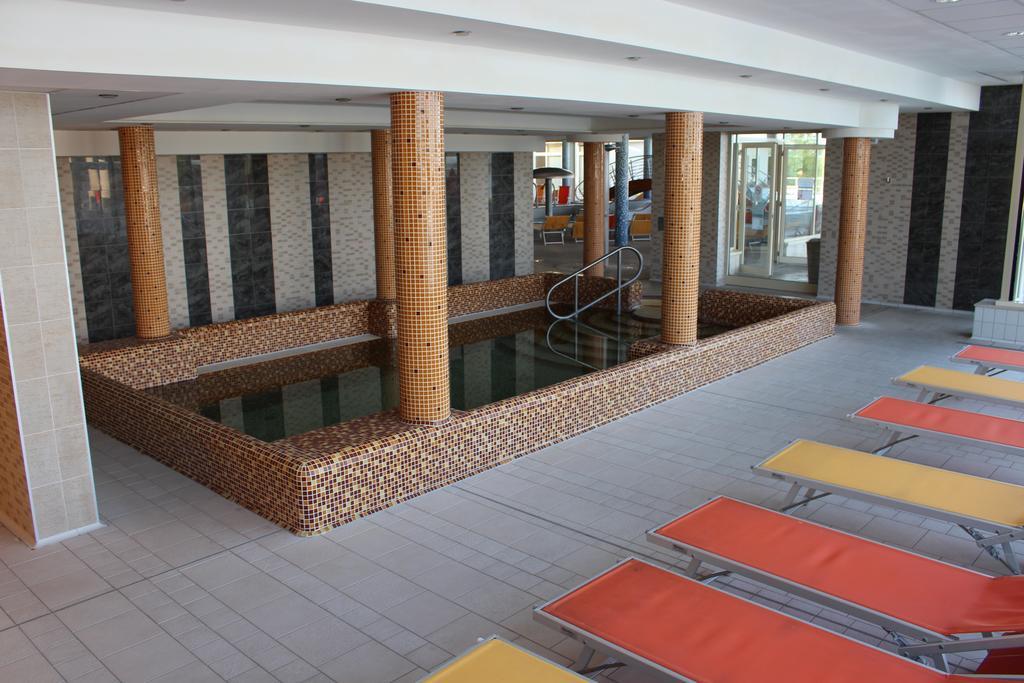Wellness Apartments In Velence Esterno foto