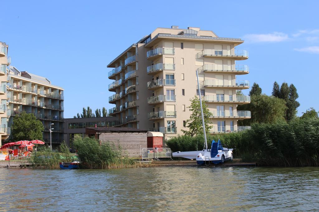 Wellness Apartments In Velence Esterno foto