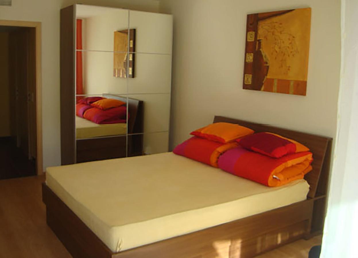 Wellness Apartments In Velence Esterno foto